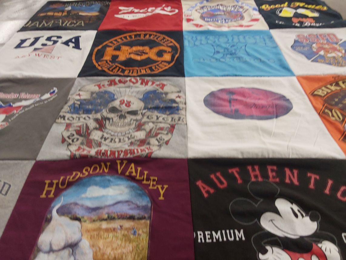 T-shirt quilt with motorcycles themes by Albert from FL