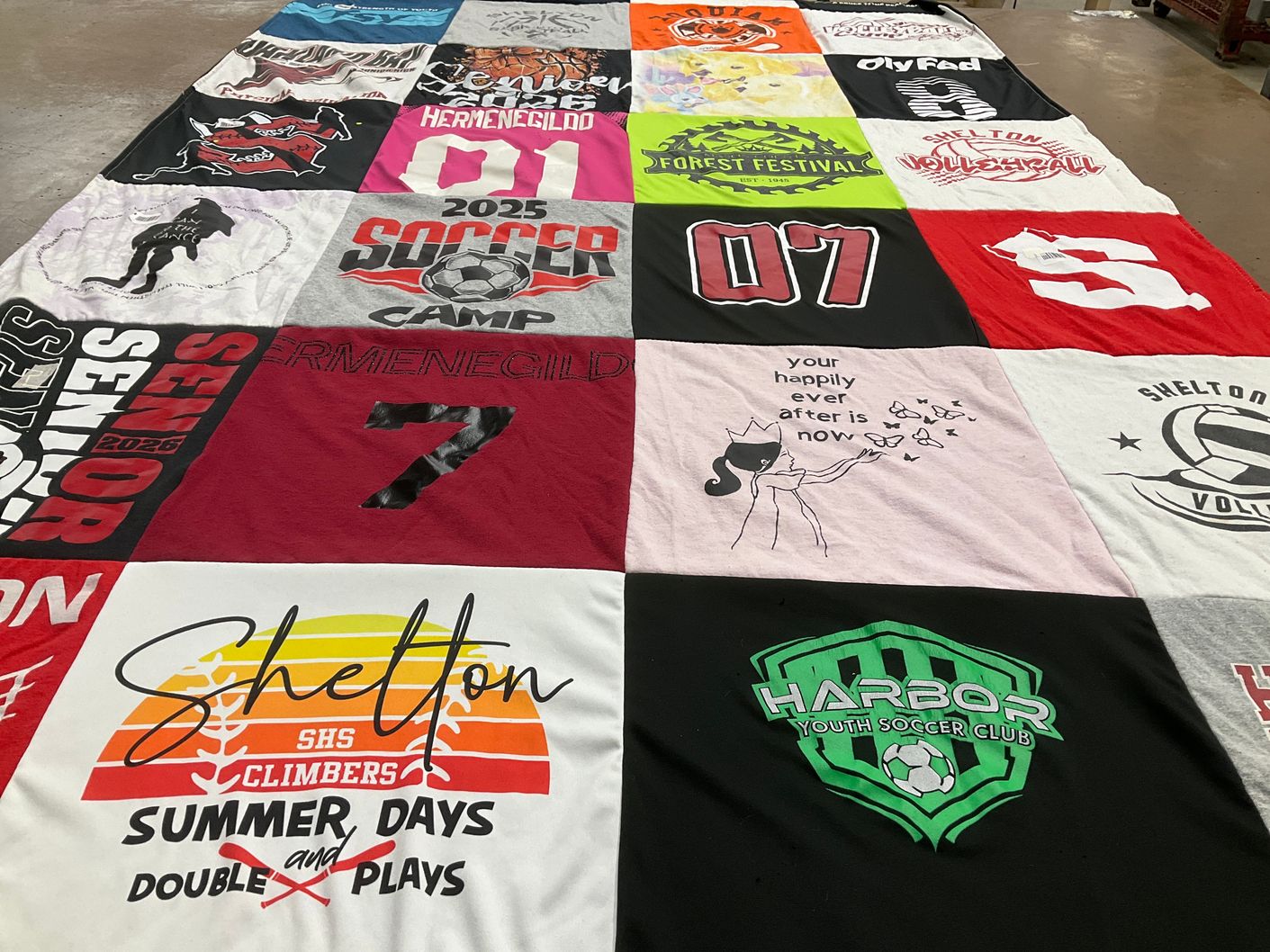 T-shirt quilt from shelton high school by Kristin from WA
