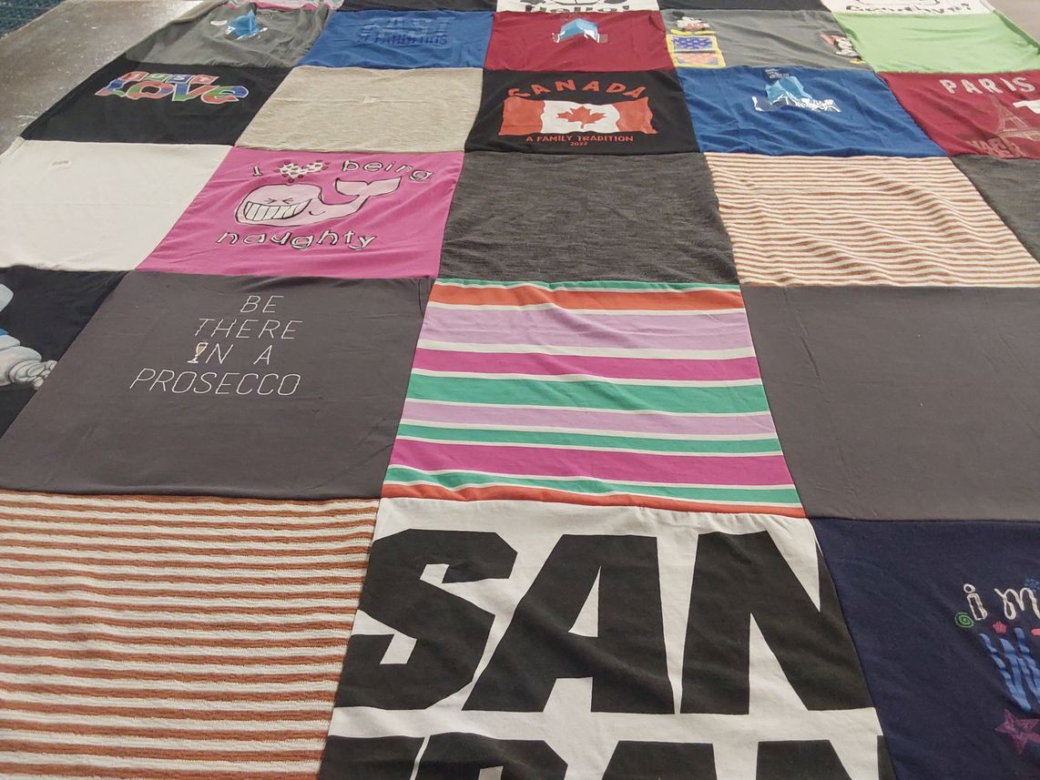 T-shirt quilt by Agnes from CA