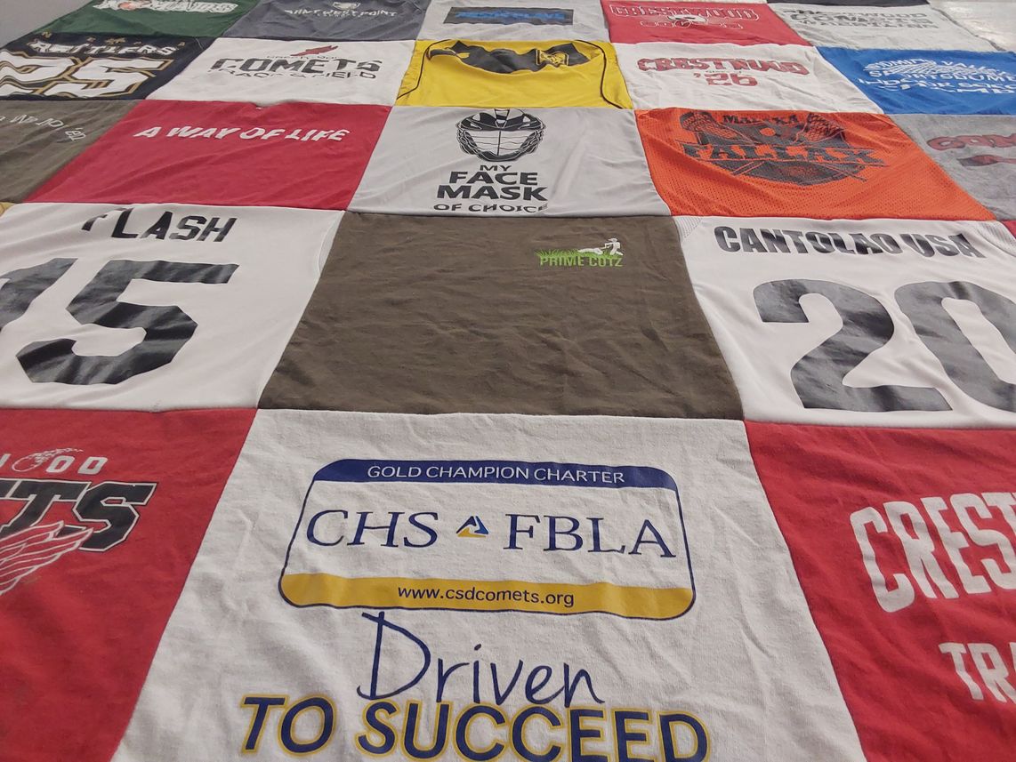 T-shirt quilt featuring comets by Denise from PA