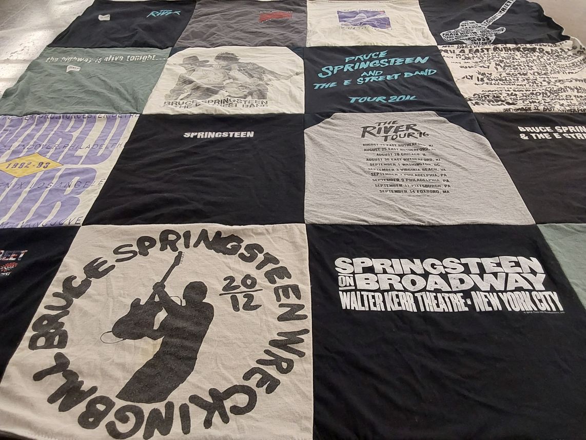T-shirt quilt with music, concerts themes by Celia from IL