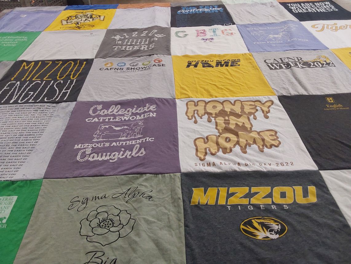 T-shirt quilt featuring university of missouri tigers by Emmi from IL