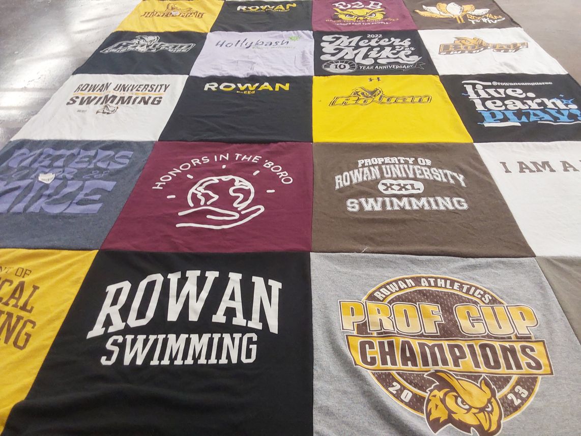 T-shirt quilt from rowan university by Victoria from MD