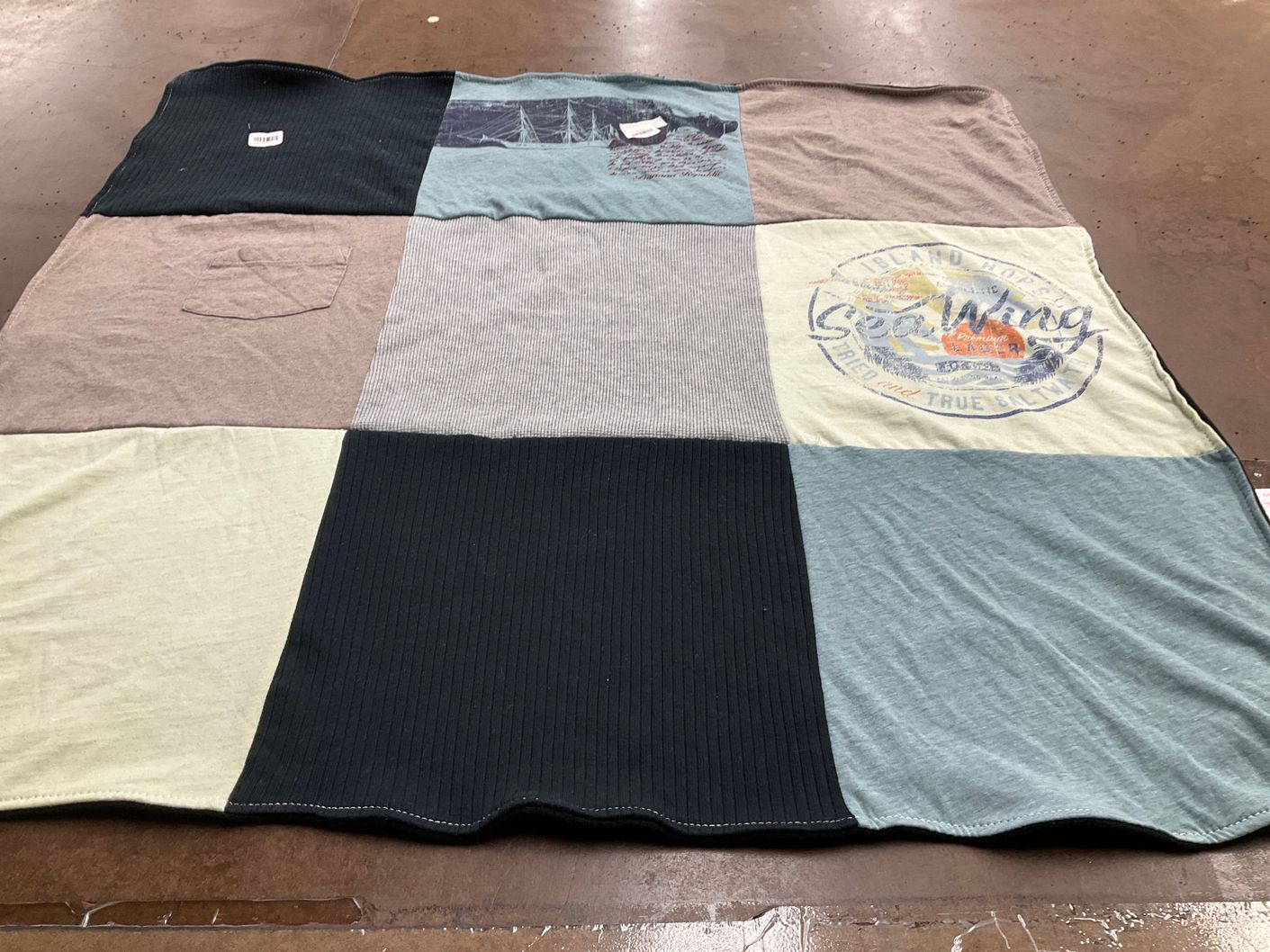 T-shirt quilt by Kei-lah from MD