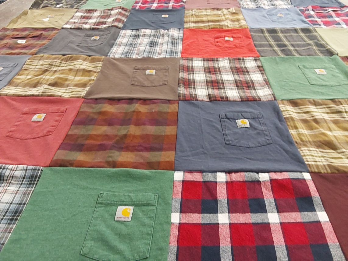 T-shirt quilt by Rita from CO