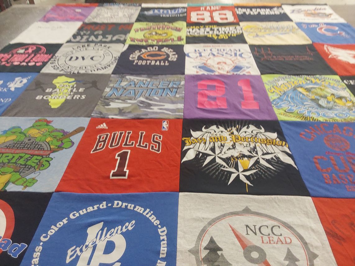 T-shirt quilt featuring chicago bulls, chicago cubs by Kayla from IL