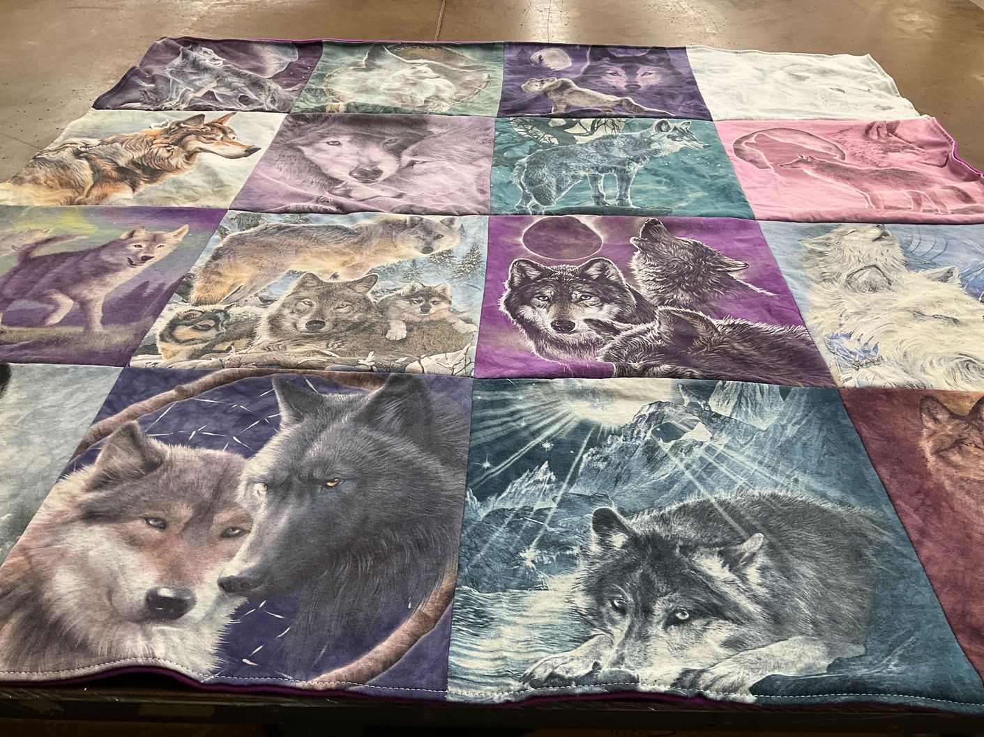 T-shirt quilt with wildlife, animals themes by Linda from IL