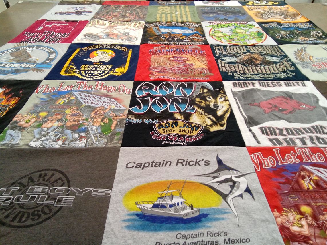 T-shirt quilt with motorcycles, beaches themes by Gene from AR
