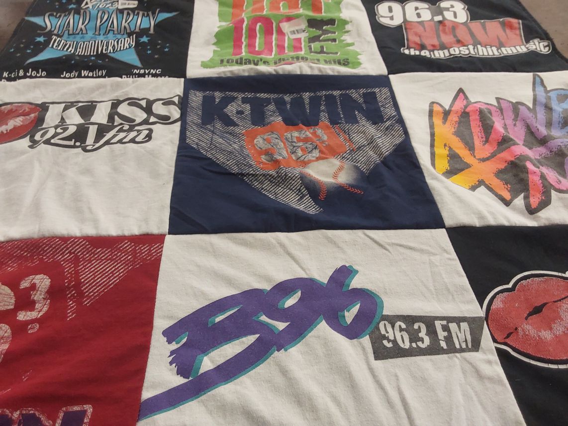 T-shirt quilt with music, radio themes by Mimi from MN