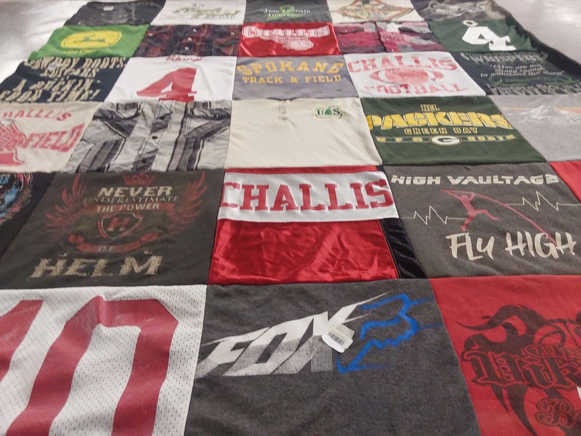 T-shirt quilt featuring green bay packers by Avery from ID