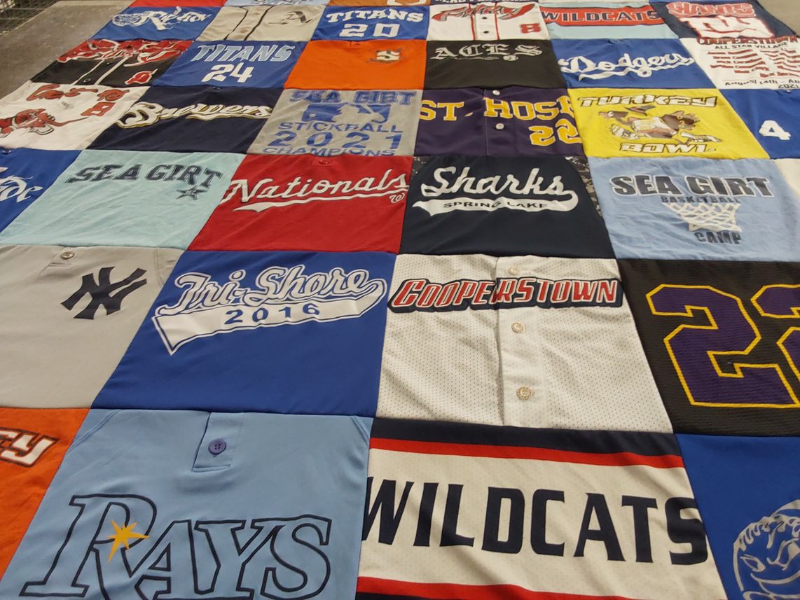 T-shirt quilt featuring titans, wildcats by Susan from NJ