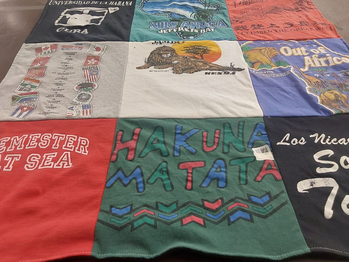 T-shirt quilt from universidad de la habana by Laura from CA