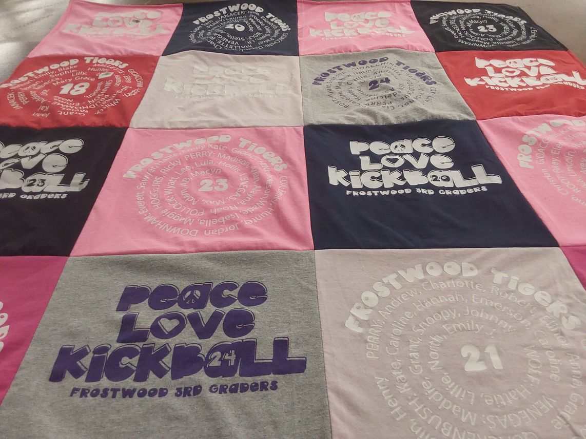 T-shirt quilt from frostwood elementary school by Peggy from TX