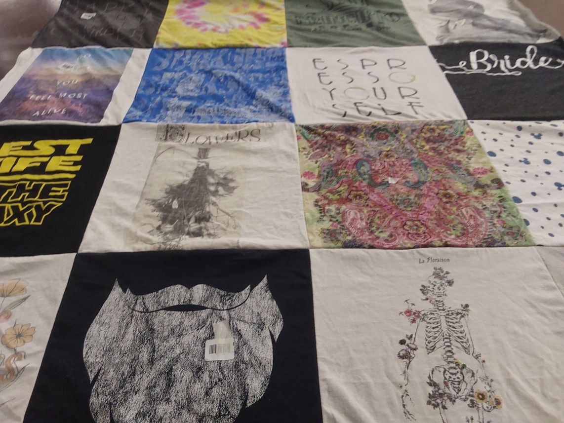 T-shirt quilt with nature, art themes by Jess from MI
