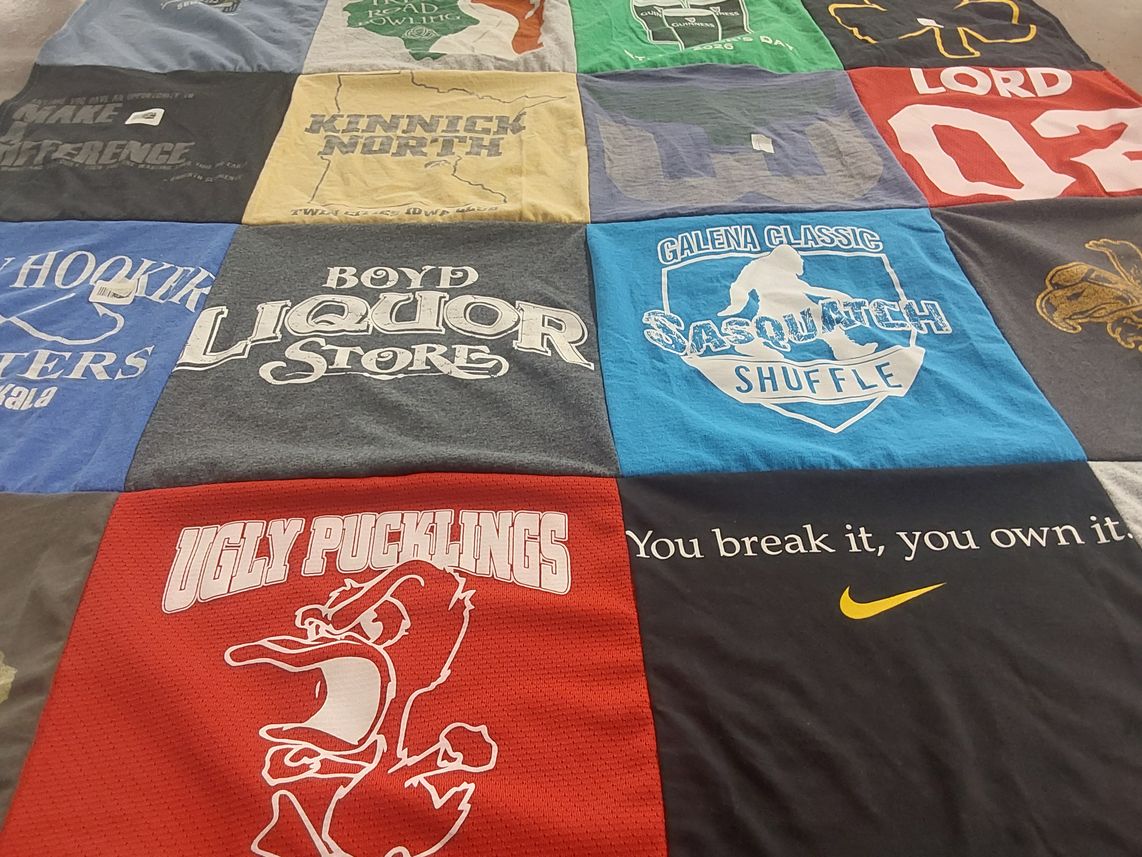 T-shirt quilt by Boyd from MN