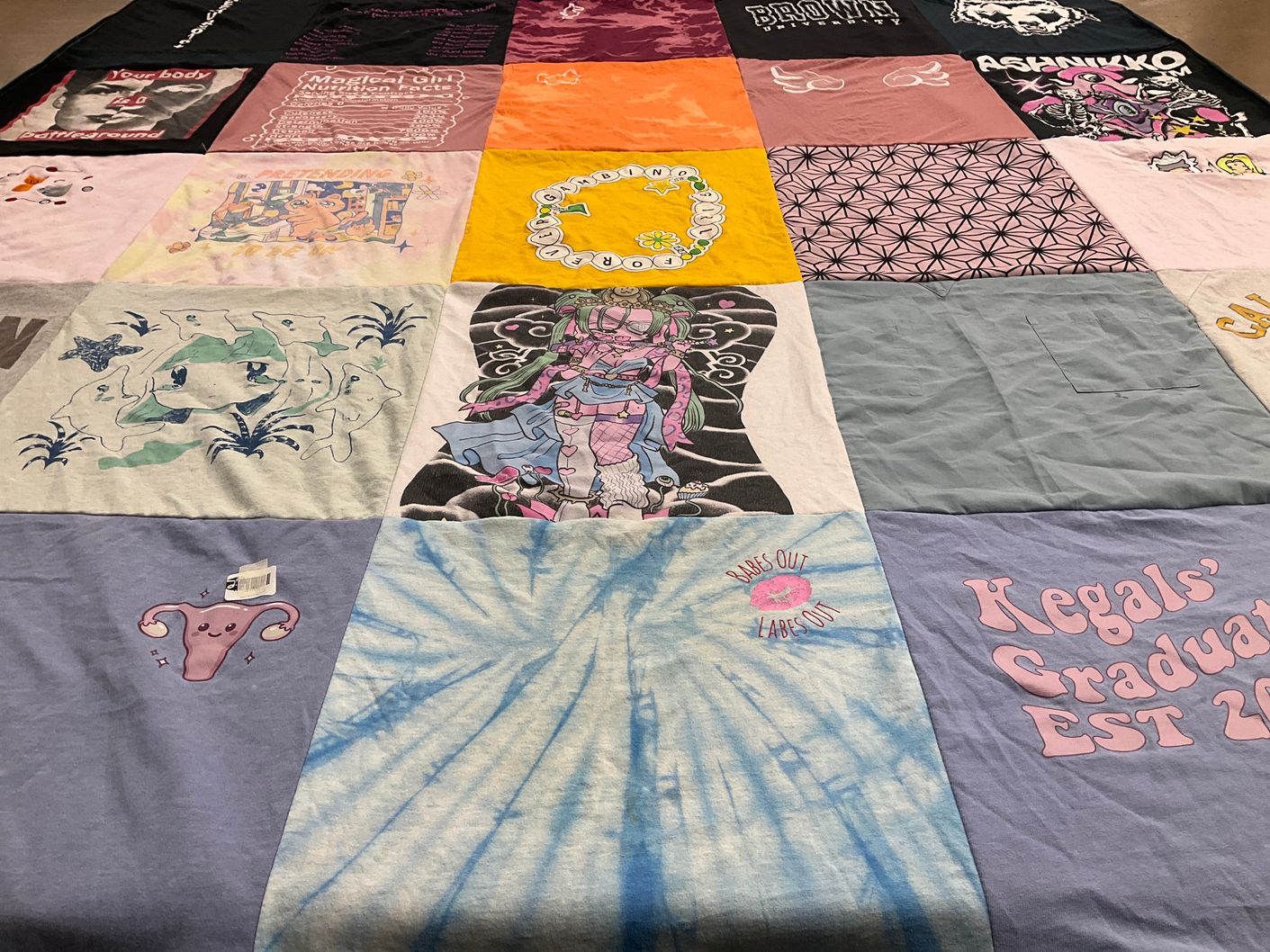 T-shirt quilt from brown university by Justine from CA