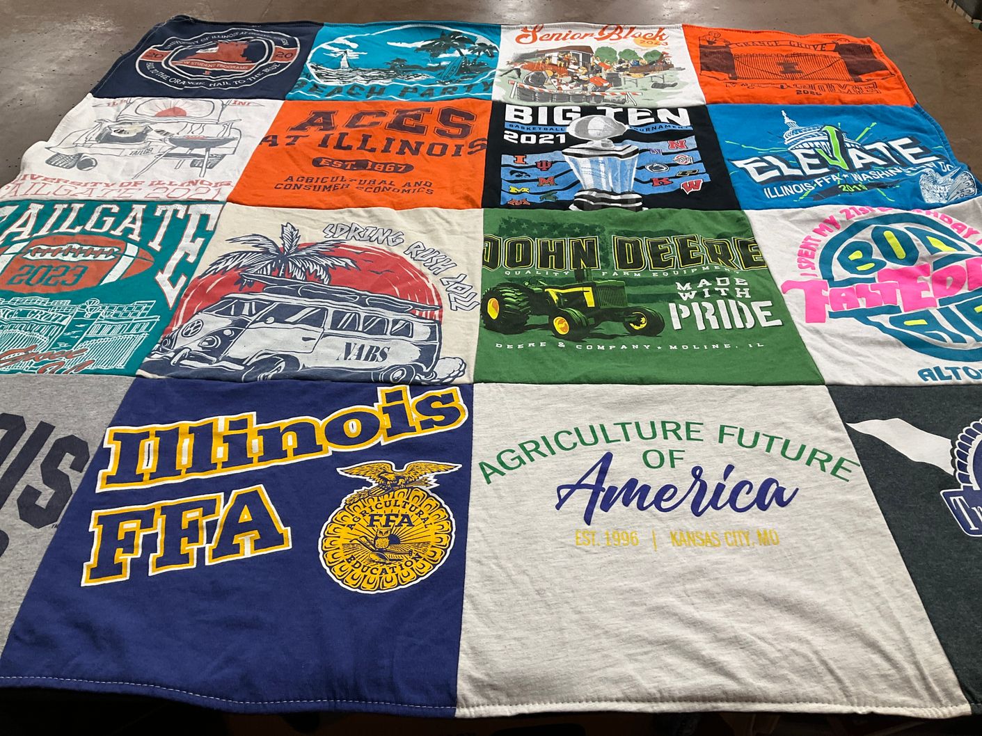 T-shirt quilt from university of illinois by Cathy from IL