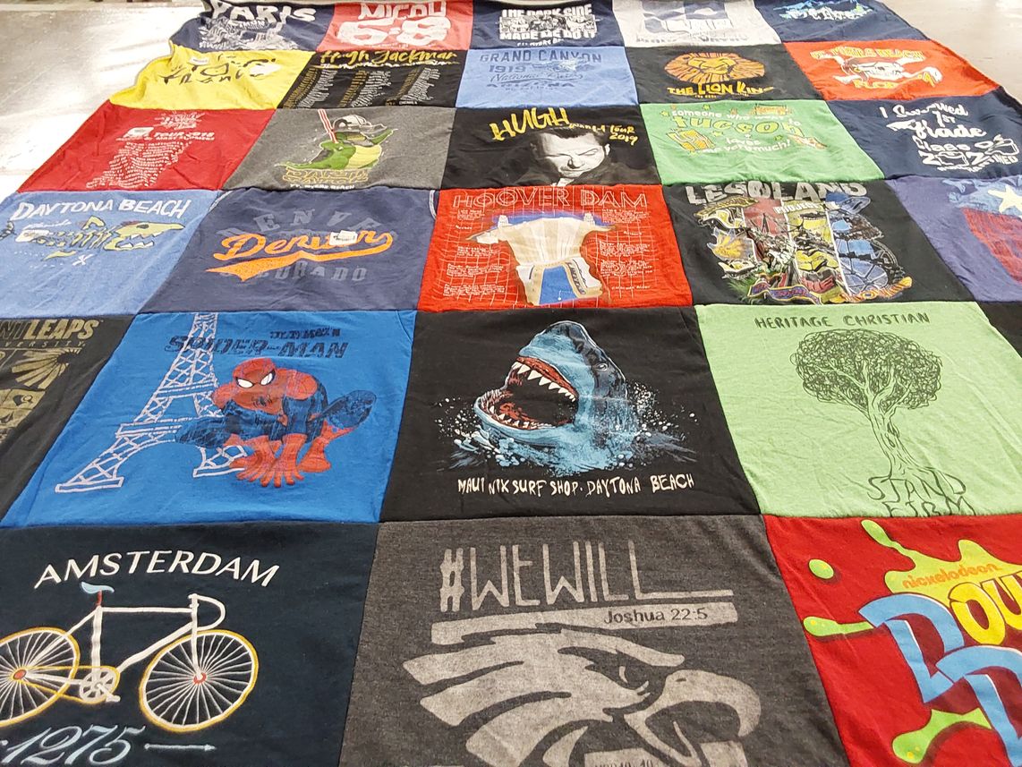 T-shirt quilt with travel, beaches themes by Andrea from IN