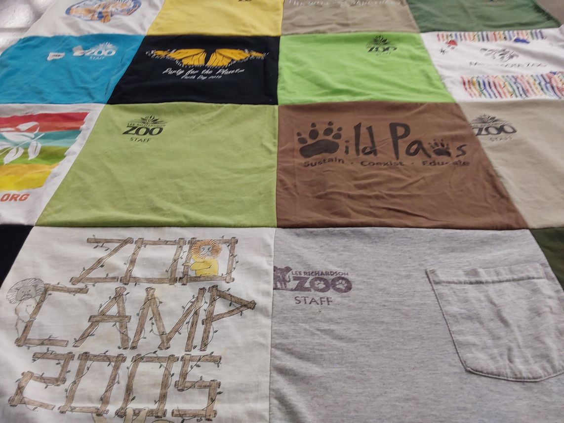 T-shirt quilt with zoology, wildlife conservation themes by Mitchell from MN