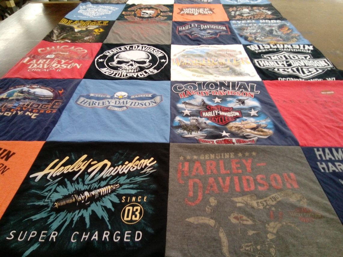 T-shirt quilt with motorcycles themes by Hubert from VA