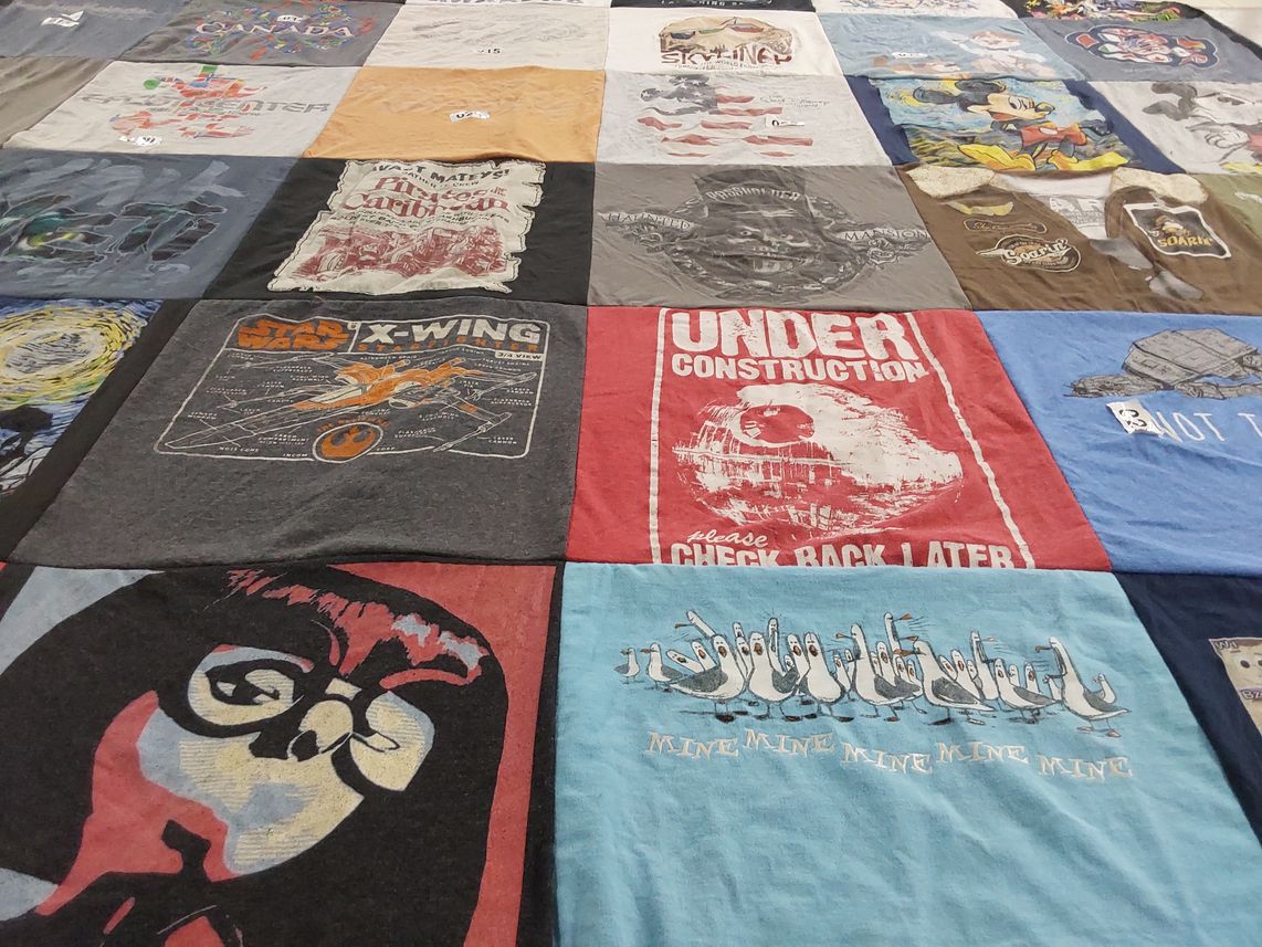 T-shirt quilt with star wars, animation themes by Ronald from CA