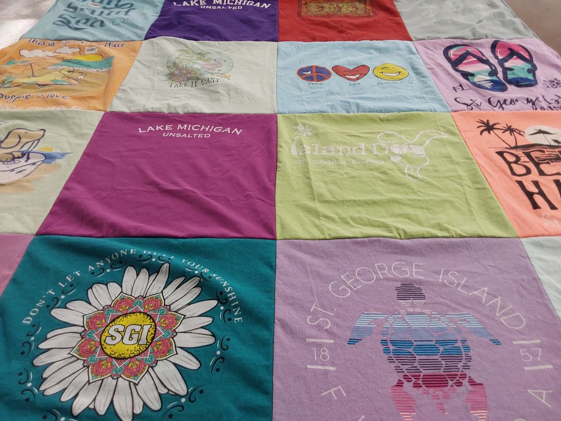 T-shirt quilt with beach, nature themes by Brenna from IL