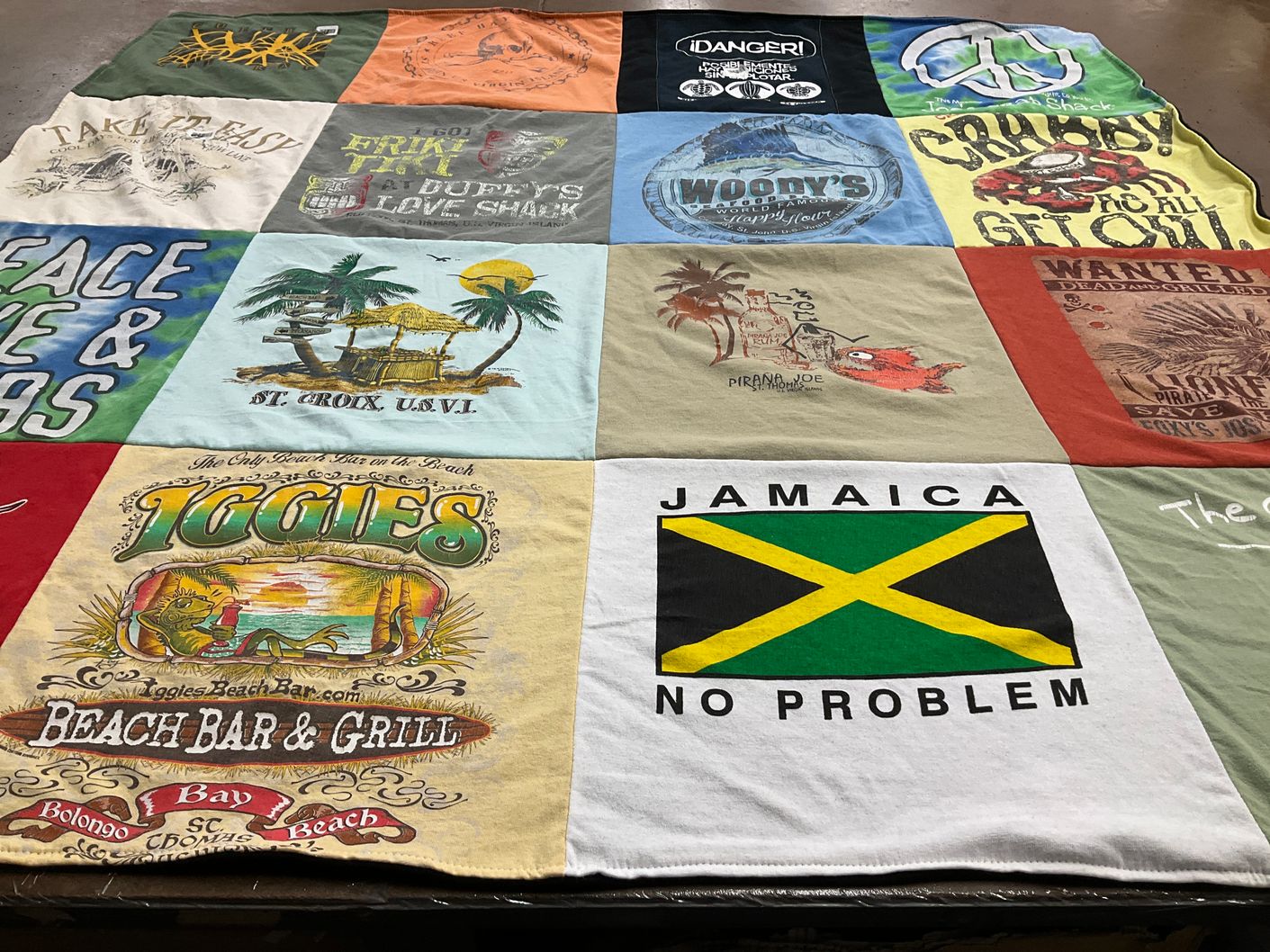 T-shirt quilt with beach, caribbean themes by Shawn from NE