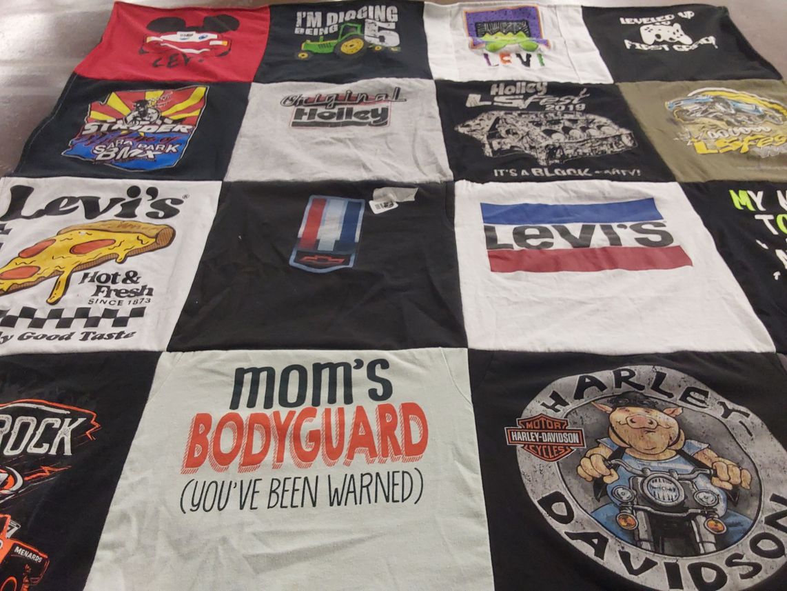 T-shirt quilt with motorcycles, cars themes by Jason from AZ