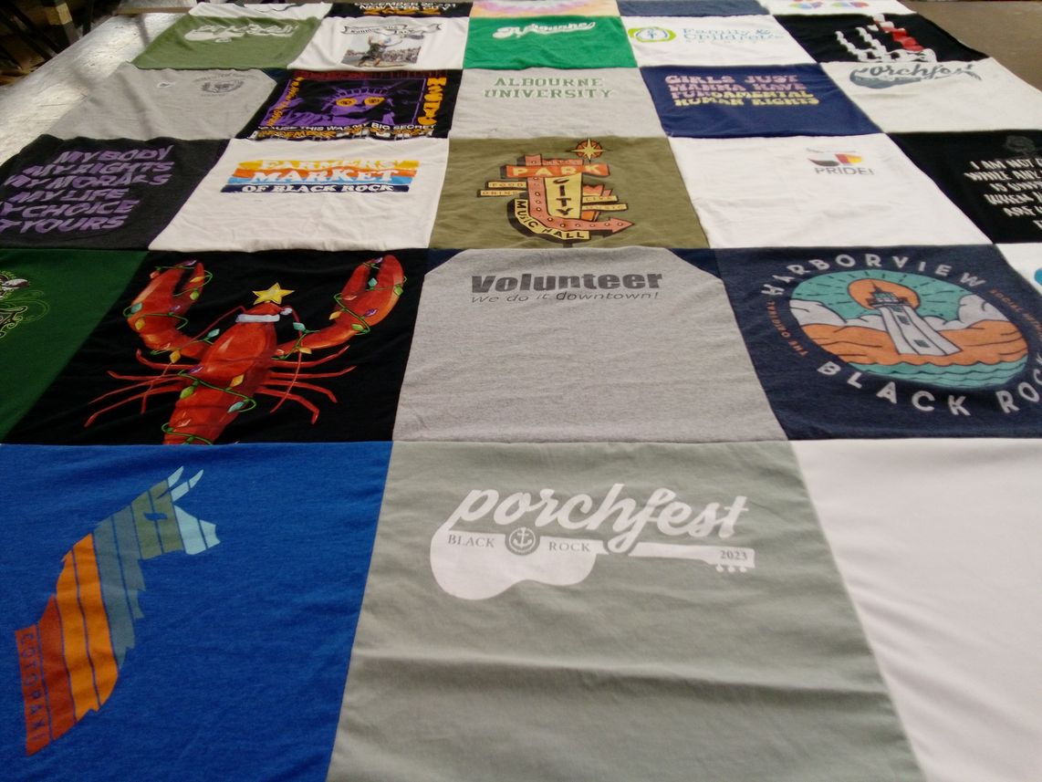 T-shirt quilt from alderbrook university by Maureen from CT