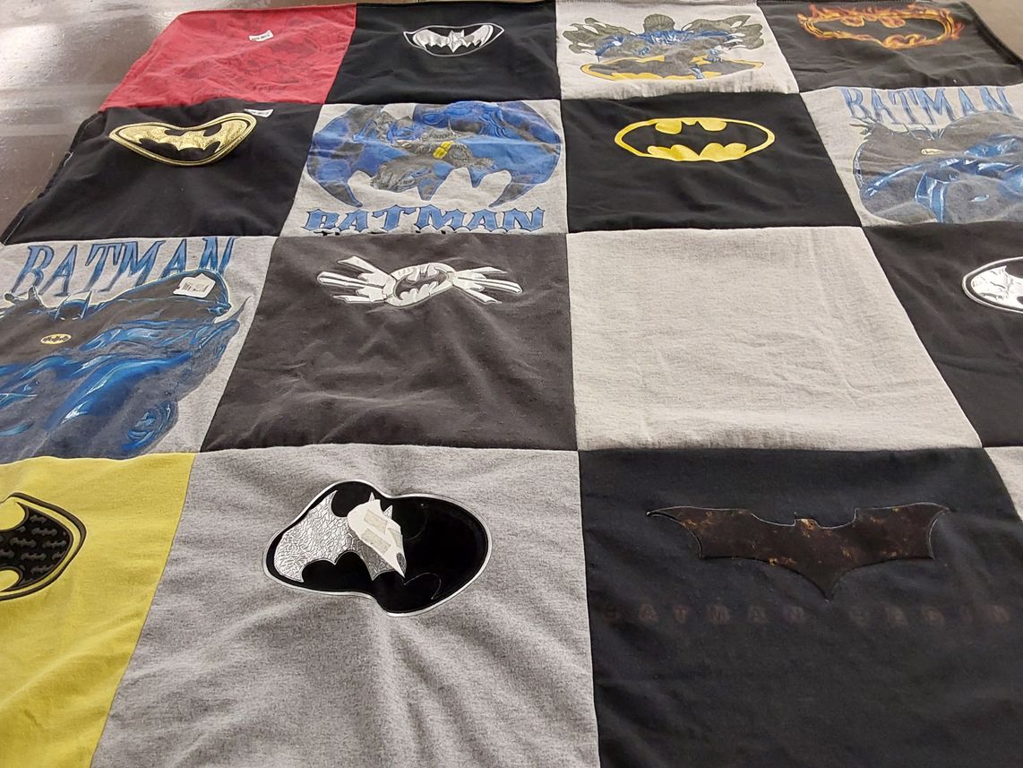 T-shirt quilt with comics, superheroes themes by Jacqueline from AZ