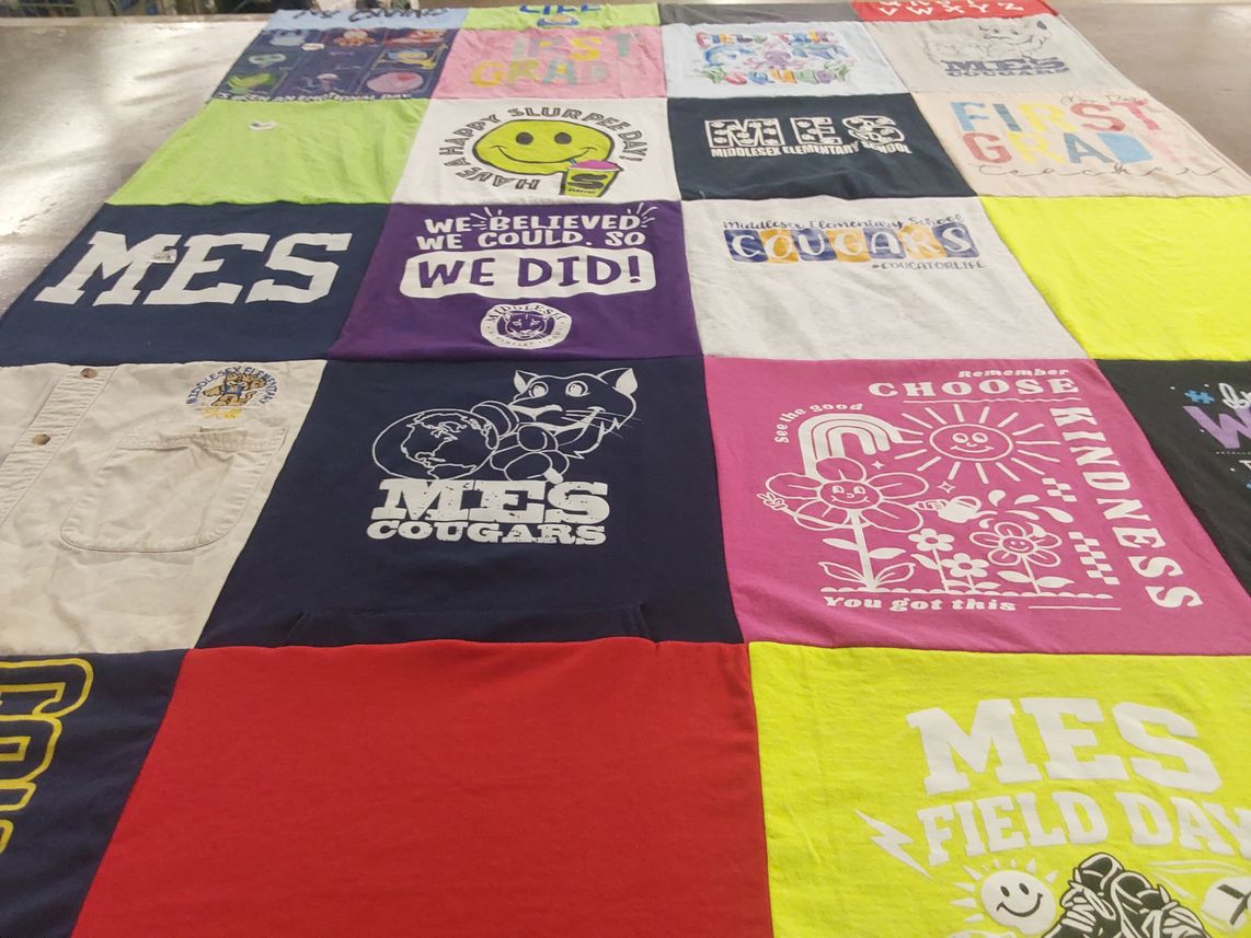 T-shirt quilt featuring cougars by Keith from NC