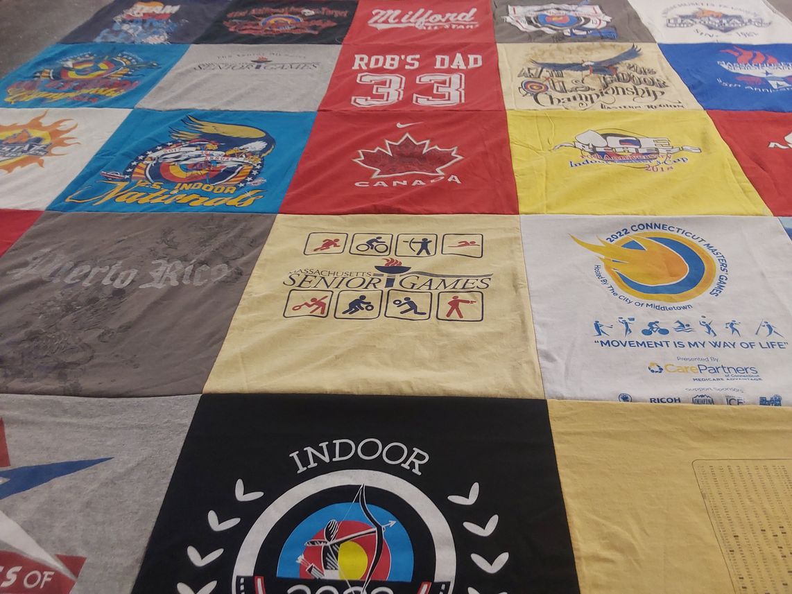 T-shirt quilt with sports themes by Jacques from MA