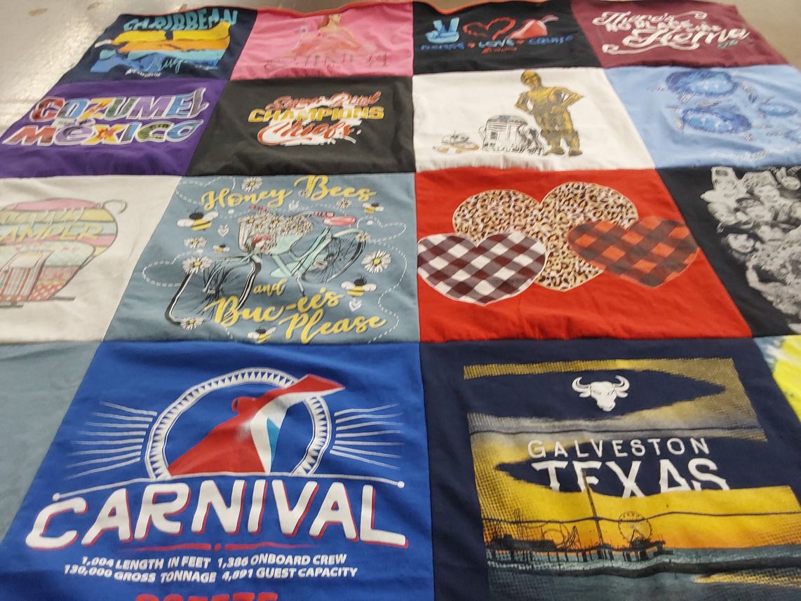 T-shirt quilt with travel, beach themes by Rhonda from KS
