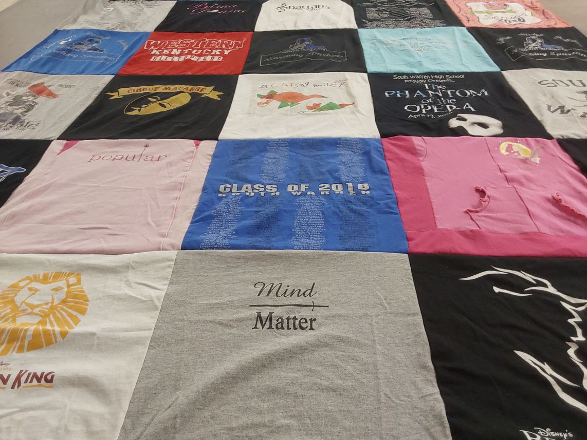 T-shirt quilt from south warren high school by Jason from KY