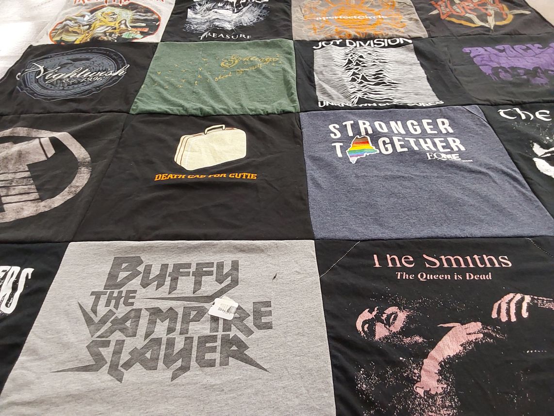 T-shirt quilt with music, television themes by Heidi from ME