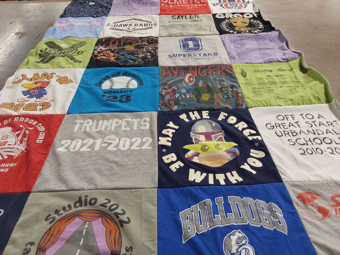 T-shirt quilt featuring bulldogs by Amy from IA