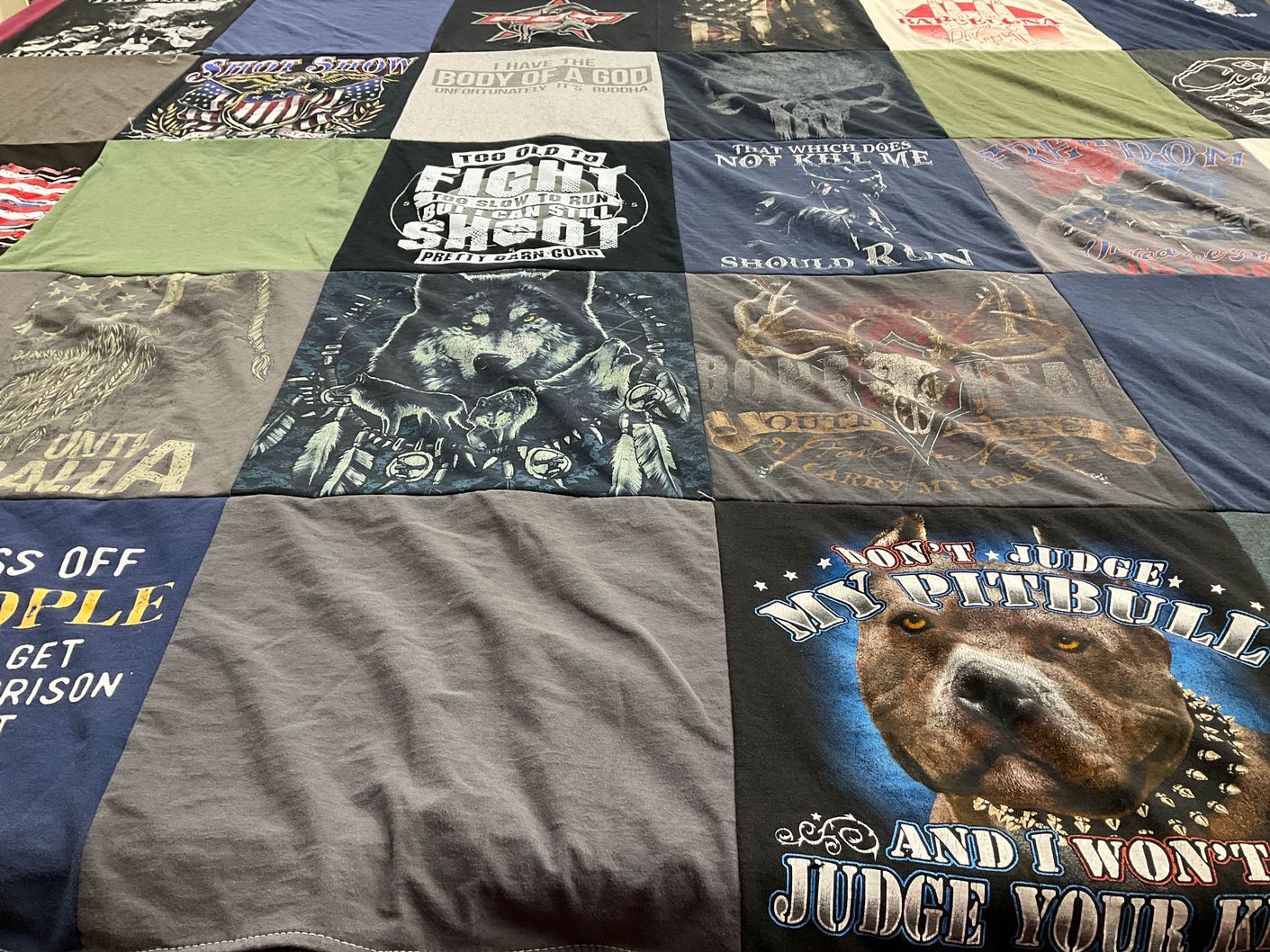 T-shirt quilt with hunting, animals themes by Amanda from CA