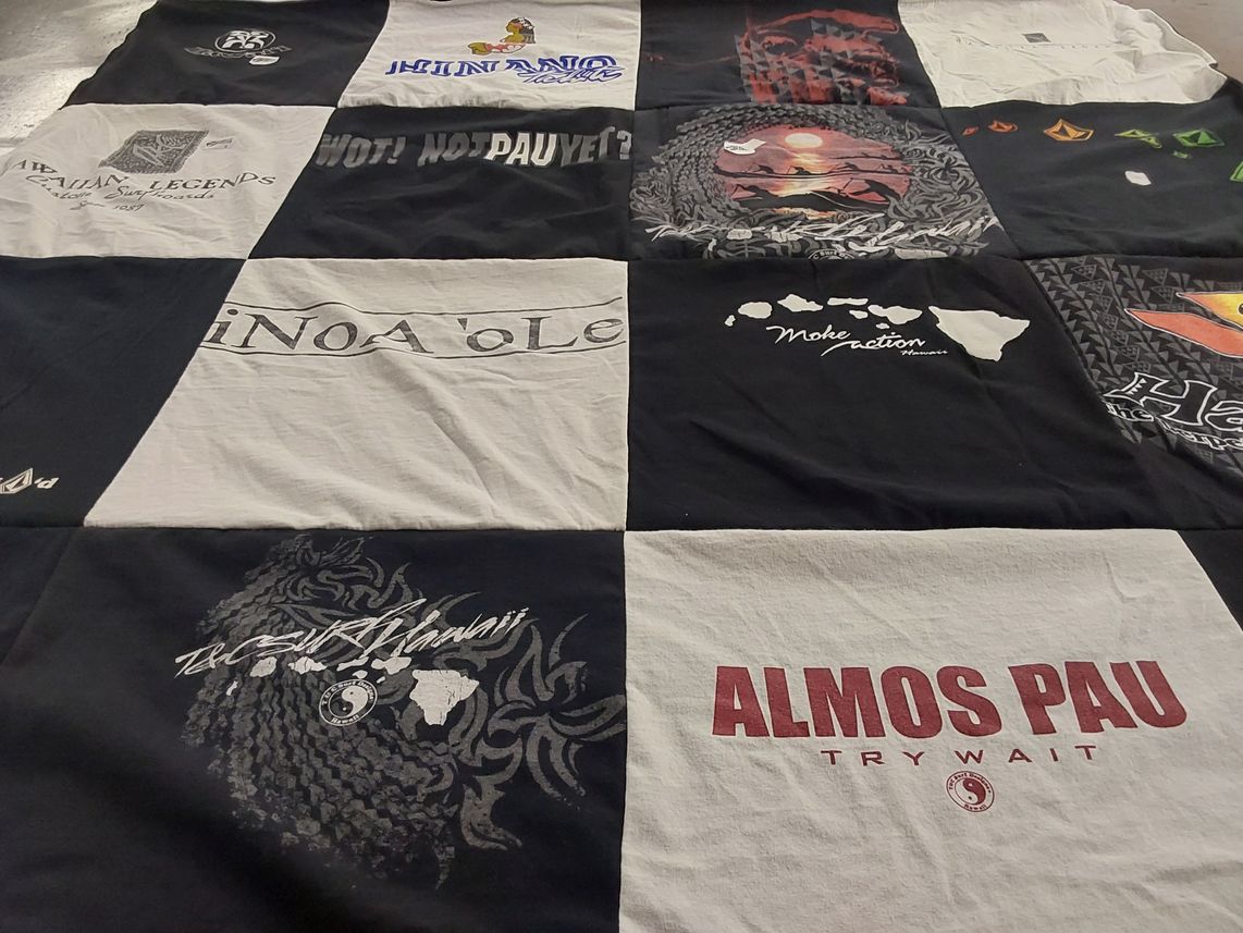 T-shirt quilt with surfing, hawaiian culture themes by Tomasa from VA