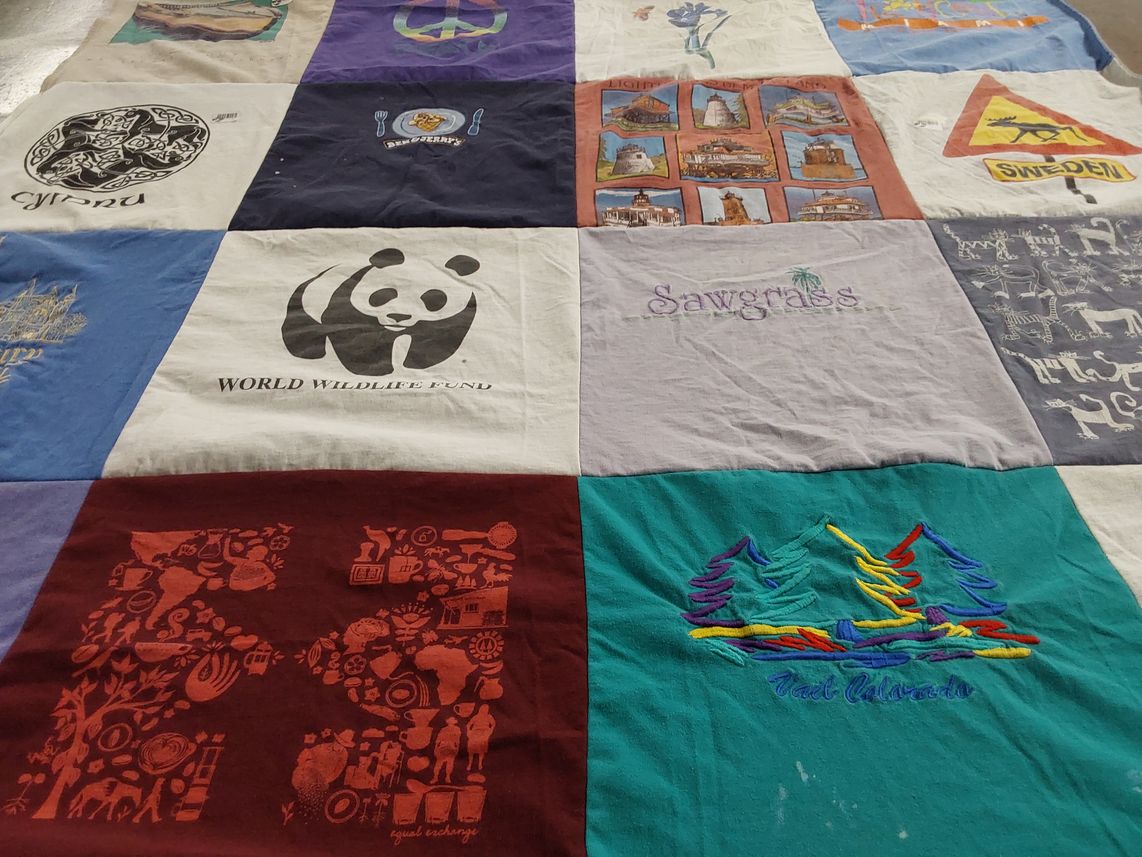 T-shirt quilt with nature, wildlife themes by Elizabeth from FL