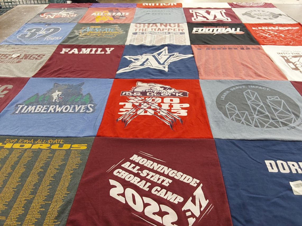 T-shirt quilt featuring timberwolves by Jody from IA