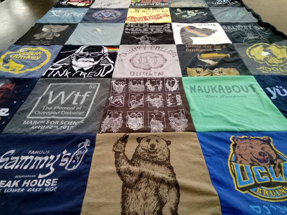 T-shirt quilt featuring bruins by Kris from OH