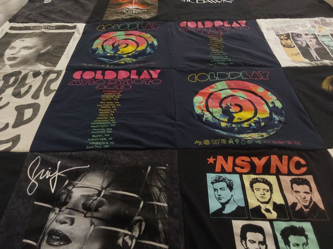 T-shirt quilt with music, concerts themes by Arsheen from IL