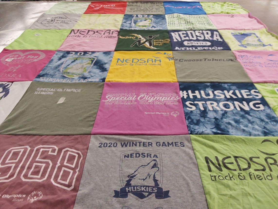 T-shirt quilt featuring nedrsa huskies by Lisa from IL