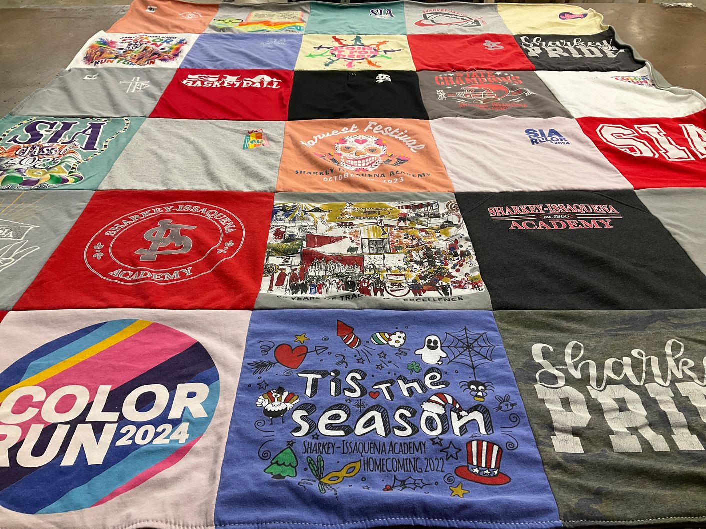 T-shirt quilt from sharkey-issaquah academy by Mandy from MS