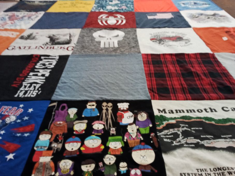 T-shirt quilt with cartoons, humor themes by Gary from AR