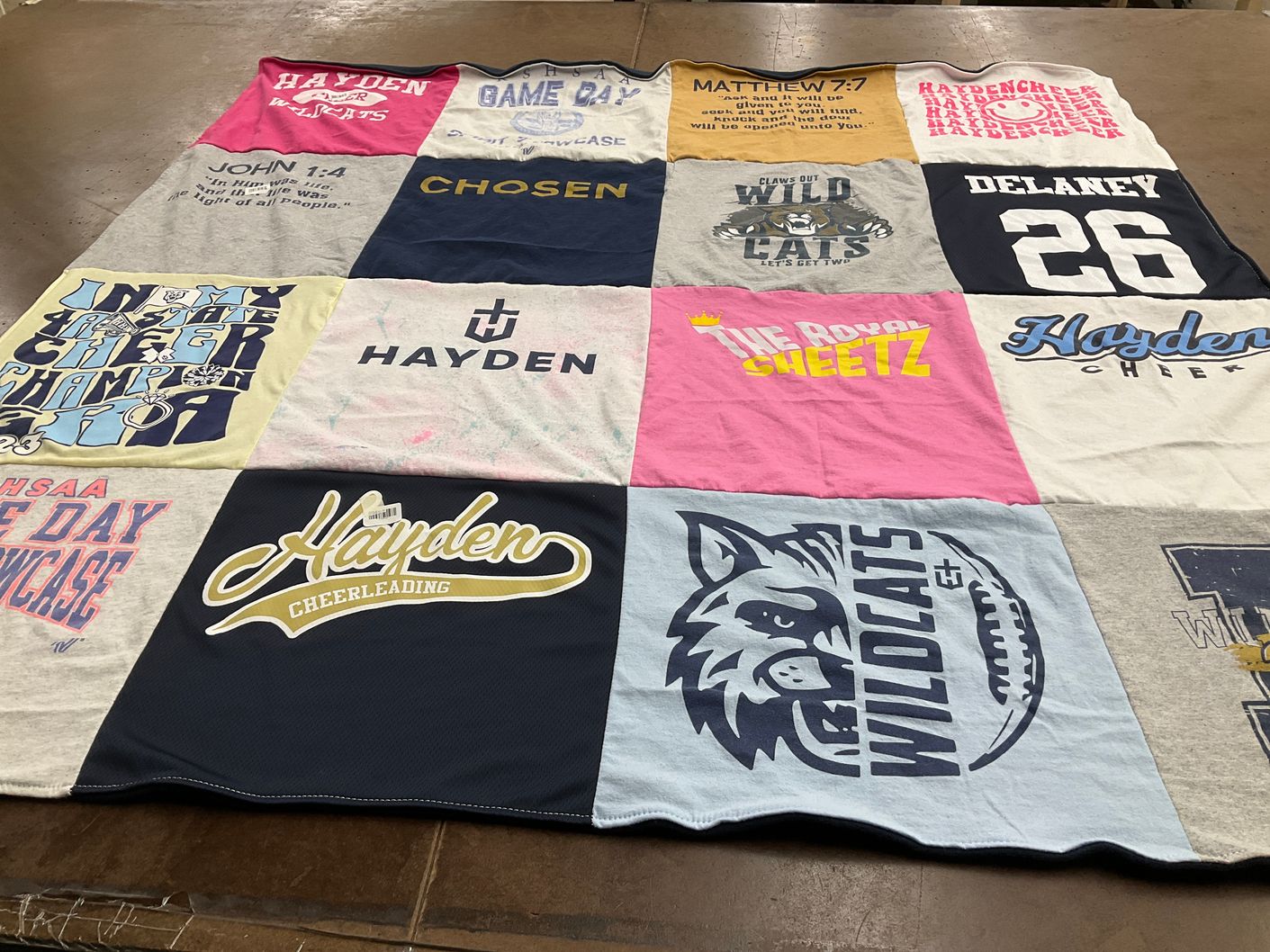 T-shirt quilt featuring wildcats by Melissa from KS