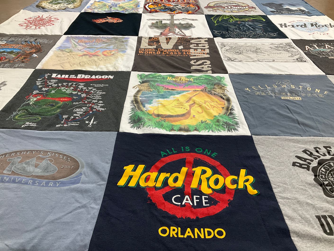 T-shirt quilt with travel, national parks themes by Lexie from MO