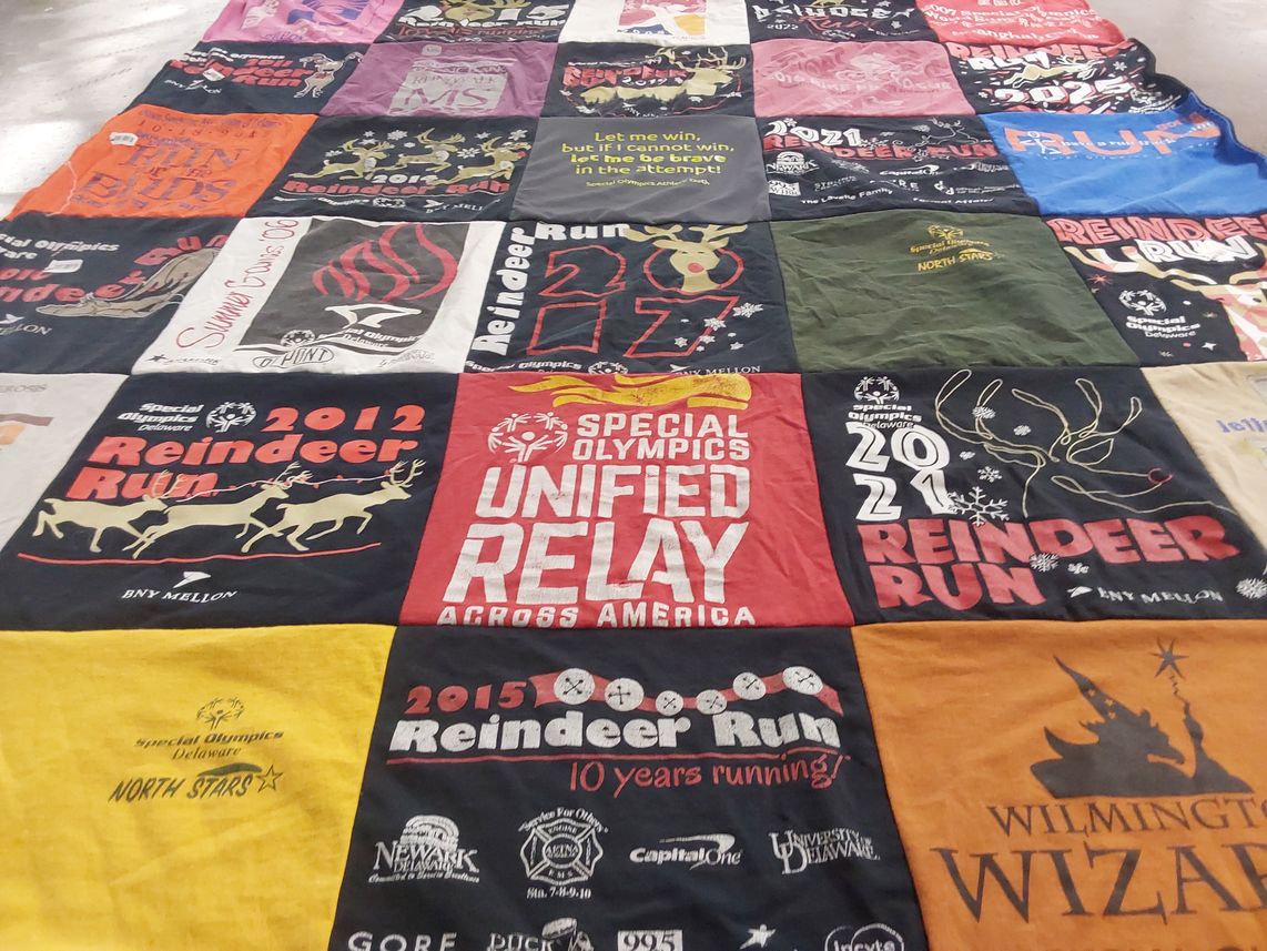 T-shirt quilt from university of delaware by Mary from DE
