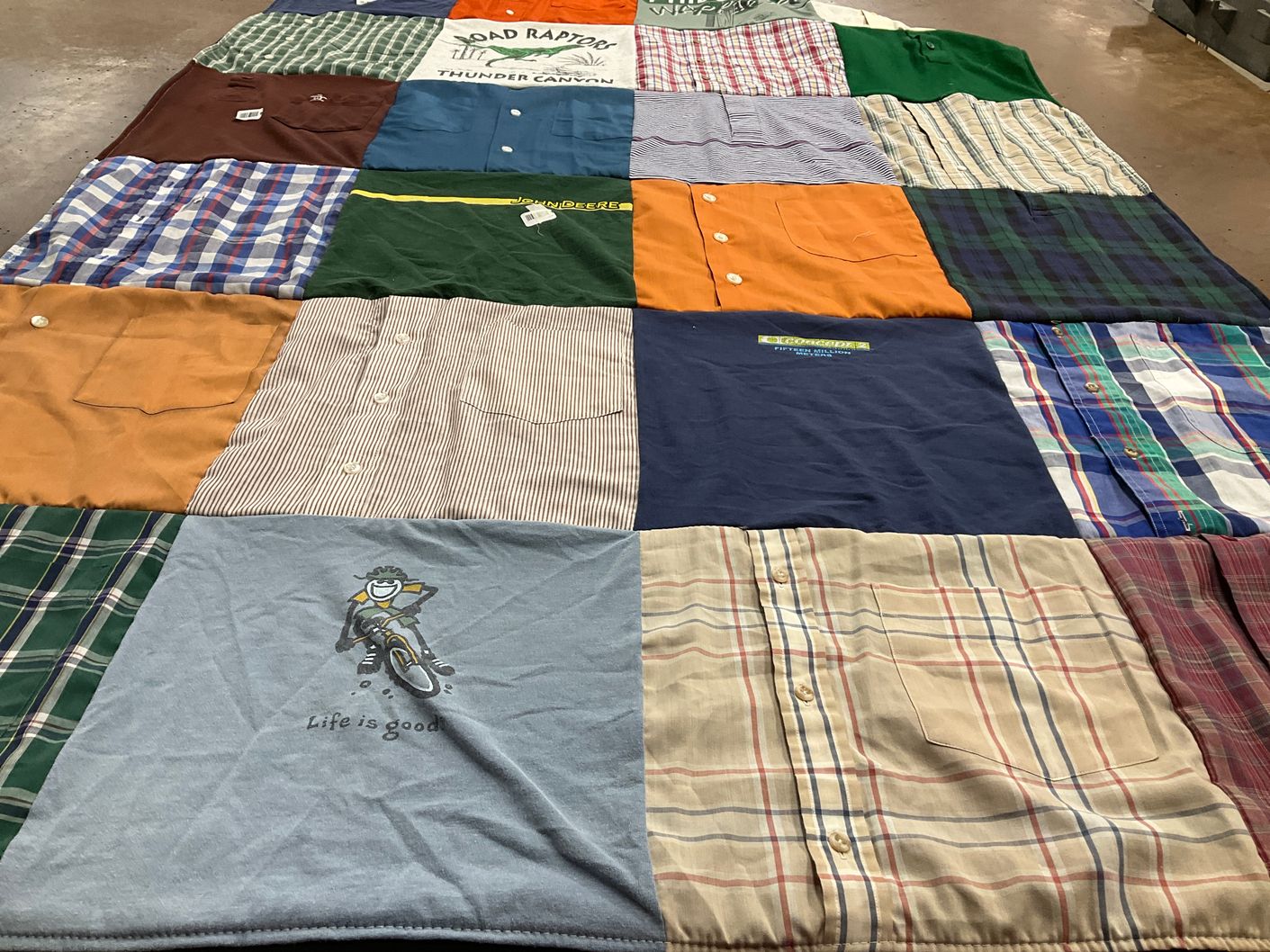T-shirt quilt with bicycles themes by Lisa from OH