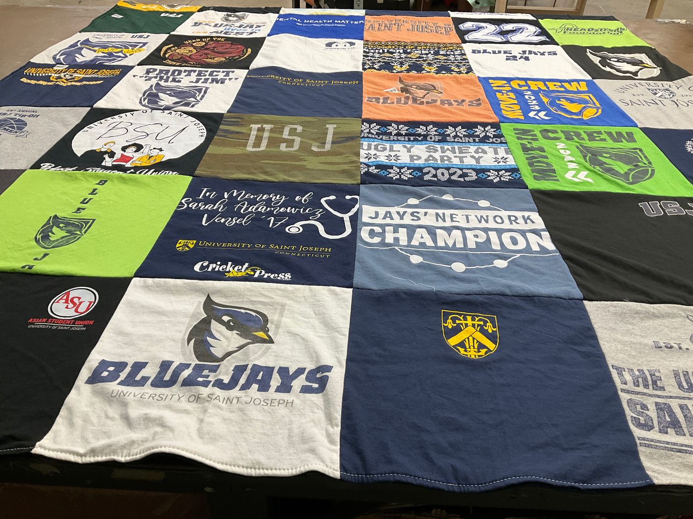 T-shirt quilt featuring blue jays by Lacey from CT